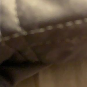 Meet your Posher, Charles